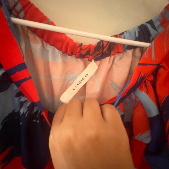 NWT Nicholas Off-Shoulder Tropical Print Crop Top size 4 - Picture 10 of 12